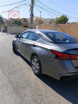 نيسان ألتيما